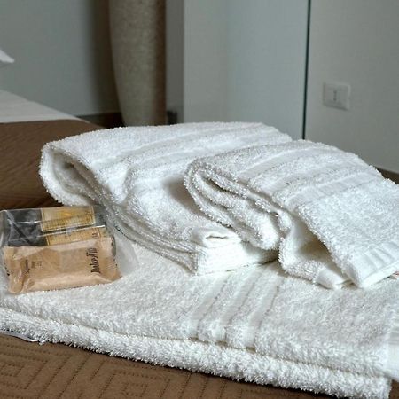 Suite 141 - Luxury B&B Монополи Екстериор снимка